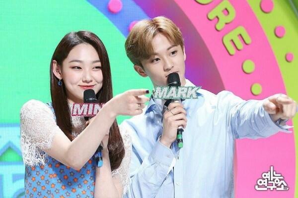 Lengket Bak Pacaran, 10 Potret Persahabatan Idola KPop yang Bikin Iri