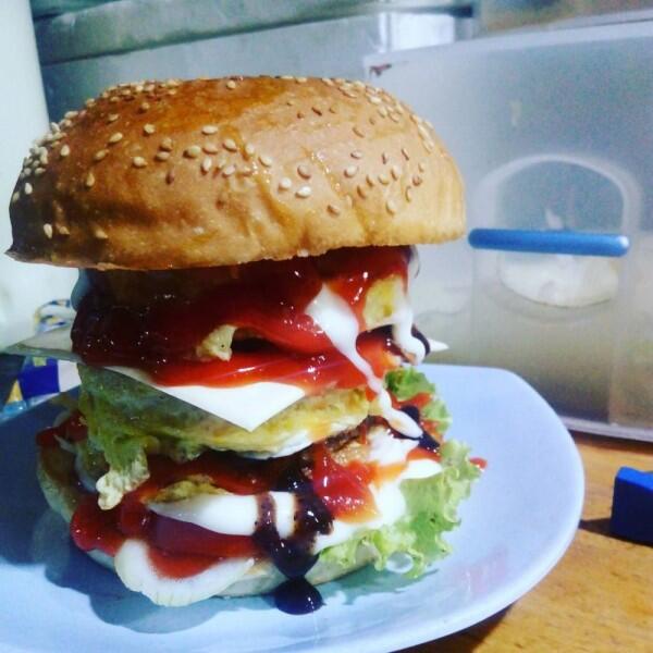 8 Burger Enak di Medan yang Wajib Banget Dicoba, Murah Lagi!