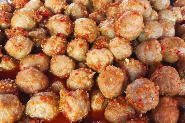 Resep dan Cara Membuat Pentol Oseng Pedas, Nikmatnya Menggigit!