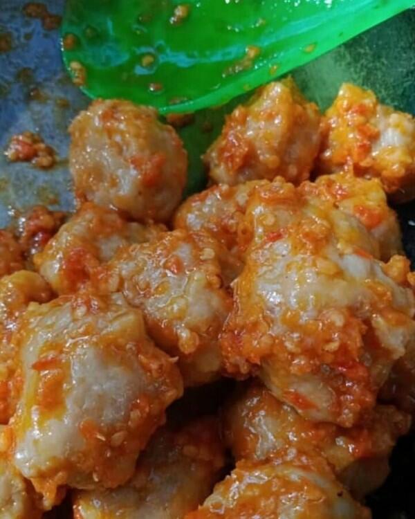 Resep dan Cara Membuat Pentol Oseng Pedas, Nikmatnya Menggigit!