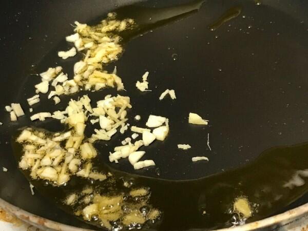 Resep dan Cara Membuat Pentol Oseng Pedas, Nikmatnya Menggigit!