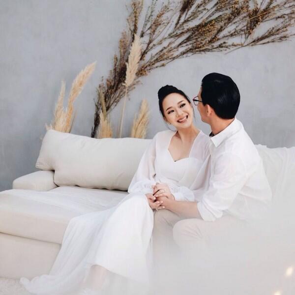 Tahun Bahagia, 5 Artis Ini Menikah dan Dikaruniai Momongan di 2019