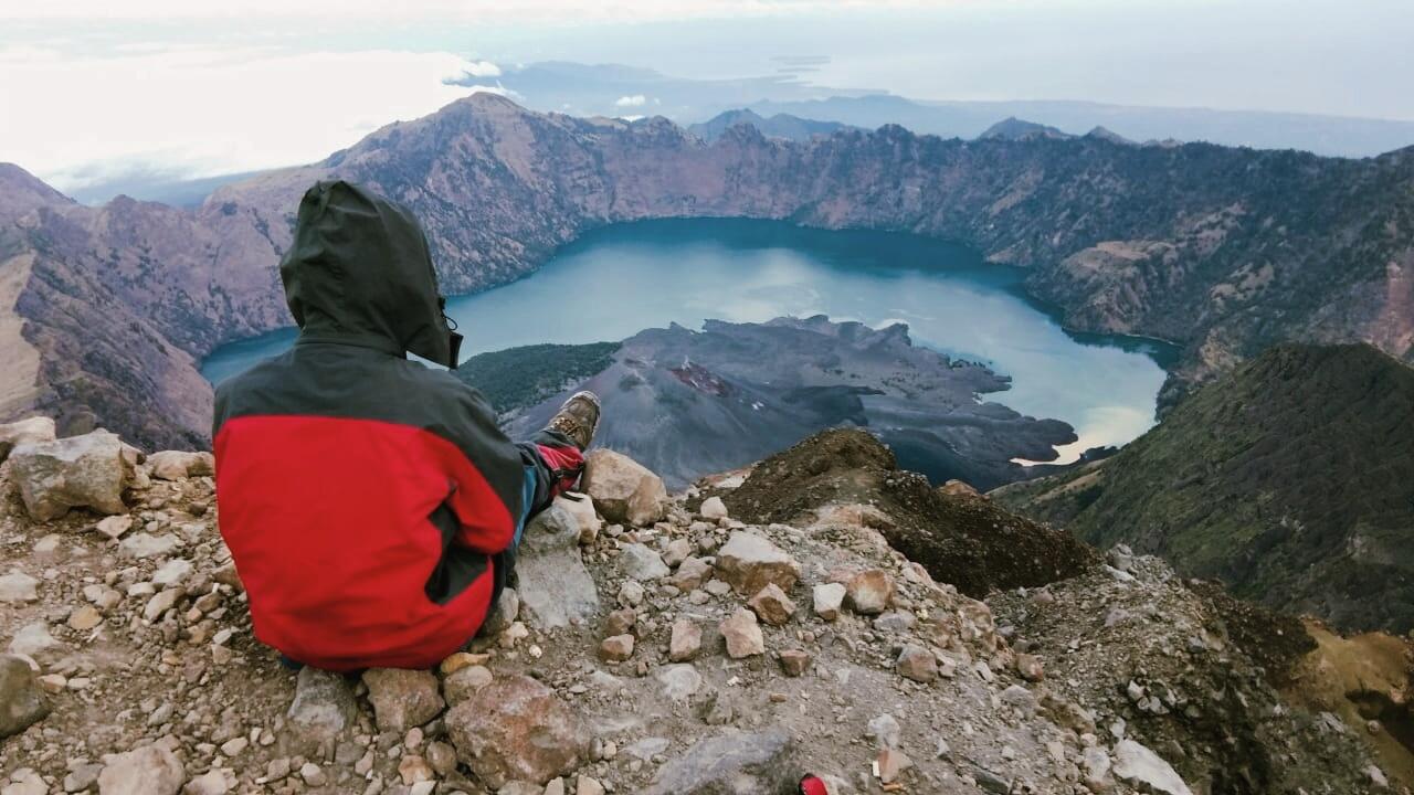 Pasca kebakaran Pendakian Gunung Rinjani kembali dibuka , berikut peraturan barunya