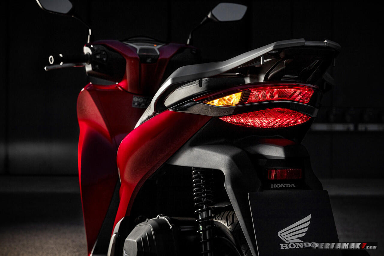 Susul Yamaha, Inilah Skutik 125cc Satu Satunya Honda Yang Sudah Pakai Mesin 4 Klep