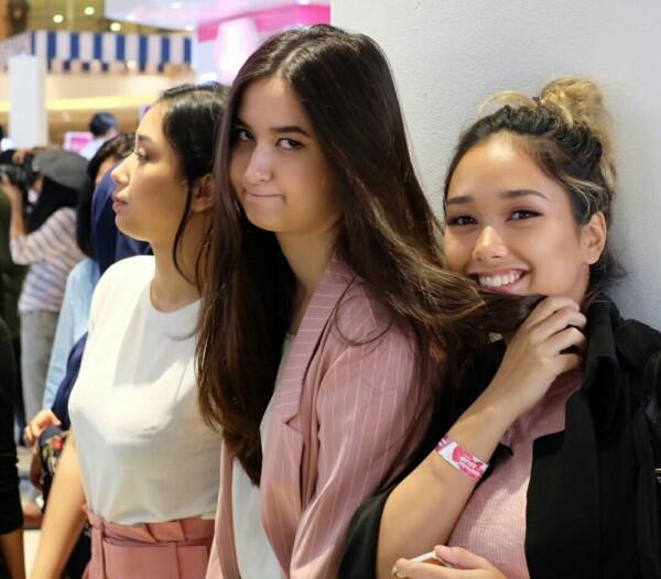 11 Potret Stephanie Poetri dan Saudara Tirinya, Sama-sama Bertalenta!
