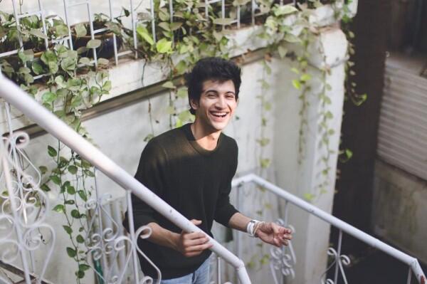 10 Pesona Rohit Saraf, Putra Priyanka Chopra di Film The Sky is Pink