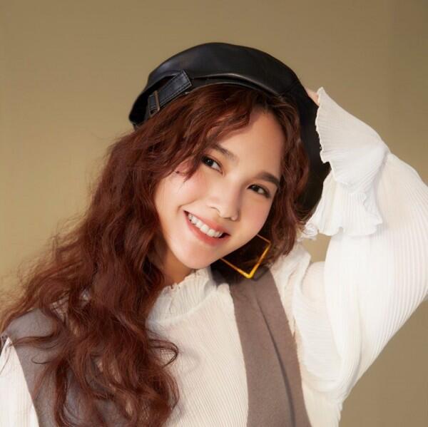 Sudah Berumur 35 Tahun! 10 Pesona Awet Muda Aktris Taiwan, Rainie Yang
