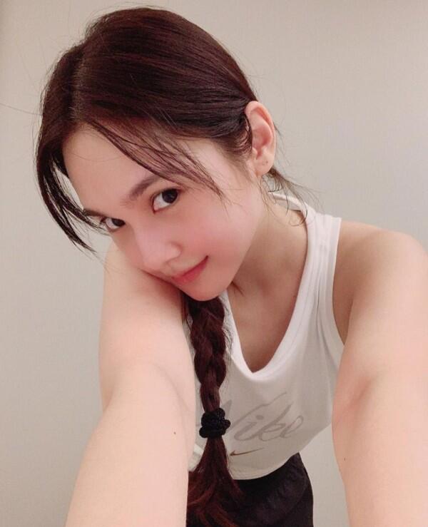Sudah Berumur 35 Tahun! 10 Pesona Awet Muda Aktris Taiwan, Rainie Yang