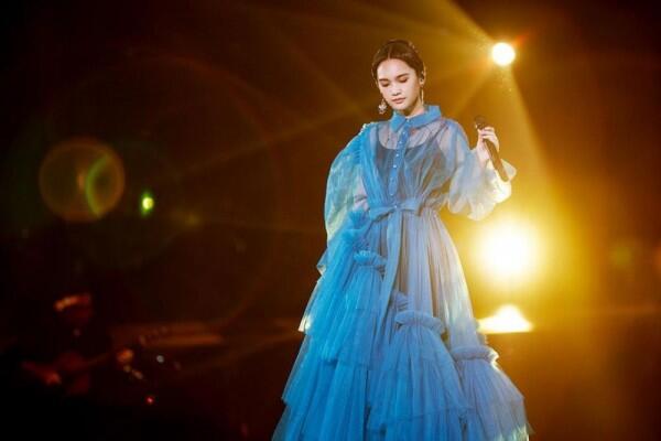 Sudah Berumur 35 Tahun! 10 Pesona Awet Muda Aktris Taiwan, Rainie Yang