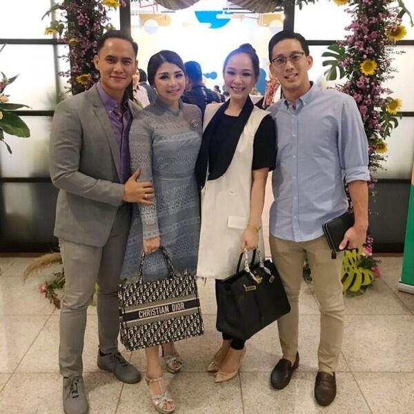 Gaya Ibu Hamil ala Yuanita Christiani, Bisa Pakai T-shirt sampai Gaun