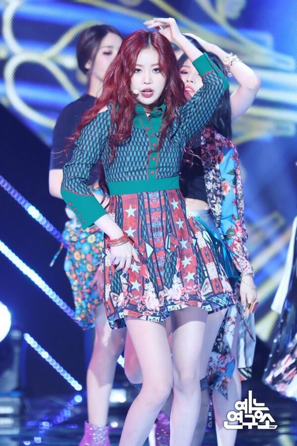 9 Potret Soo Jin, Member (G)I-DLE yang Stage Presence-nya Keren Parah!