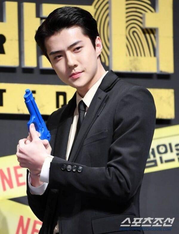 Premiere "Busted!" Season 2, Ini 10 Potret Sehun EXO yang Gagah Abis