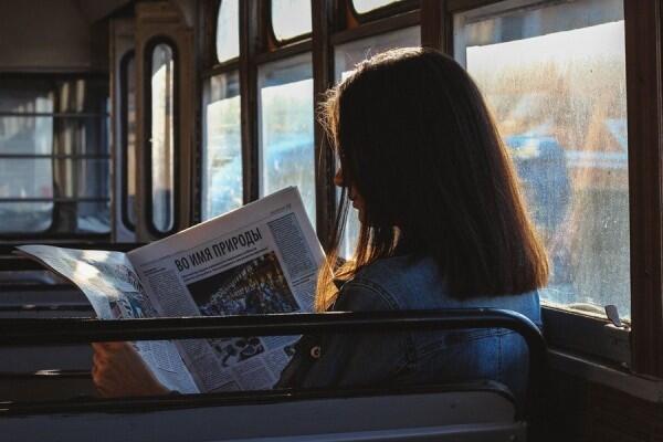 8 Cara Merencanakan Pernikahan tanpa Perlu Cuti Kerja, Bikin Disiplin!