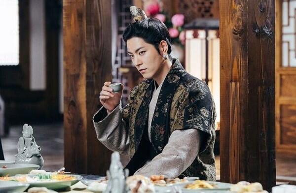Siap Wajib Militer, 10 Transformasi Aktor Hong Jong Hyun Sejak Kecil
