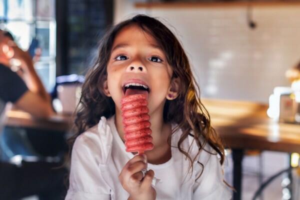 6 Cara Mengatasi Anak yang Hobinya Pilih-pilih Makanan, Dijamin Sukses