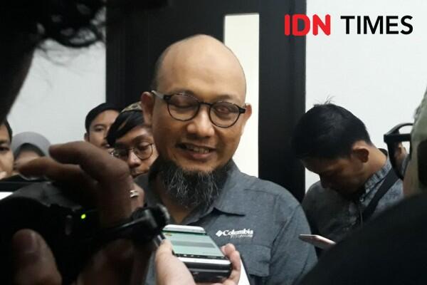 Soal Laporan Dewi Tanjung, Novel: Omongan Dia Gak Penting Ditanggapi
