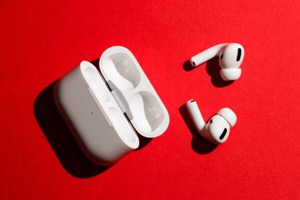 Ini 7 Alasan Kenapa Lebih Baik Pilih AirPods Pro dibanding Seri Biasa