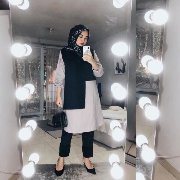 Elegan Tapi Santai, Ini 8 Ide Outfit Kantor ala Nabila Hatifa