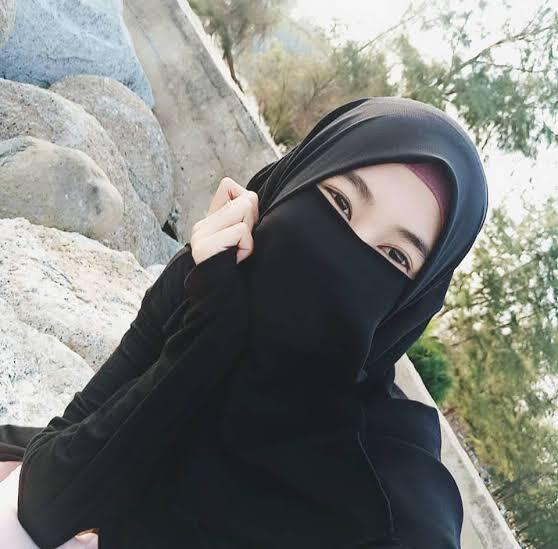 11 Contoh Mindset yang Muncul Ketika Melihat Wanita Bercadar