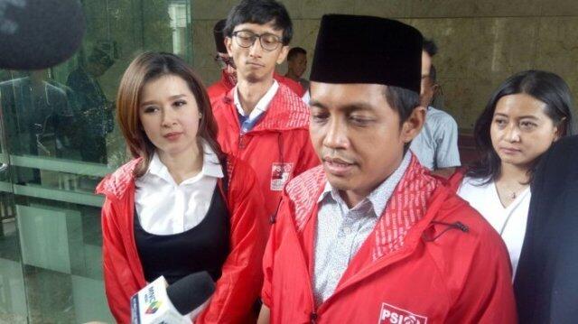 Hanya Berani Kritik Anies, Tak Berani Kritik KSP, Rahman Sebut PSI ‘Ayam Sayur’