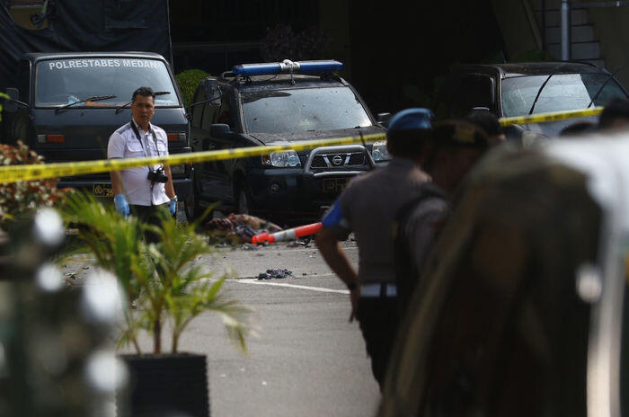 Markas Polrestabes Medan diguncang bom bunuh diri