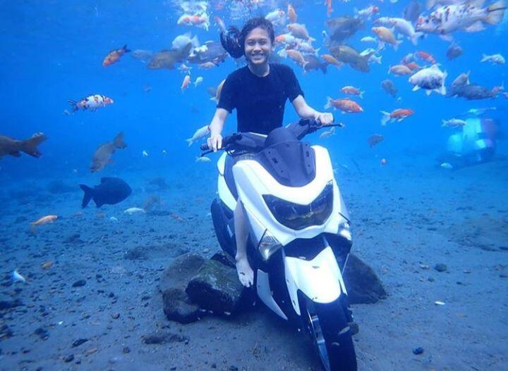 Serunya Liburan Ke Umbul Ponggok, Klaten. Tetap Eksis Meski Di Dalam Air