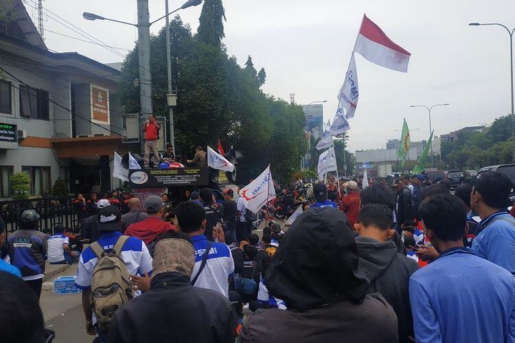 Rapat UMK Bekasi 2020 Alot, Serikat Buruh Ancam Blokade Jalan Ahmad Yani Bekasi

