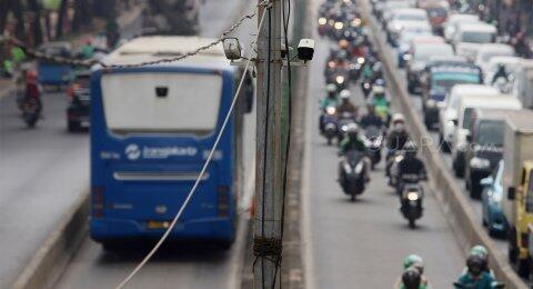 Tayangkan Iklan Vulgar, 59 Bus TransJakarta dari Zhongtong Dikandangkan