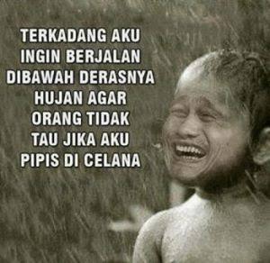 Berikut Ini 10 Meme Tentang Hujan dari yang Kocak Sampai Bucin Abis!