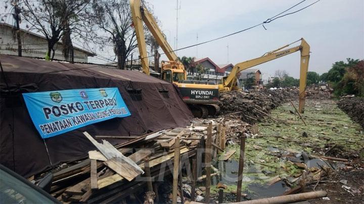 Penggusuran di Sunter Berlanjut, Warga: Kejam, Ada Anak Kecil...