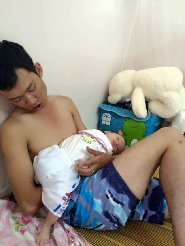 Absurd! Begini Jadinya Kalau Anak Diasuh Bapaknya