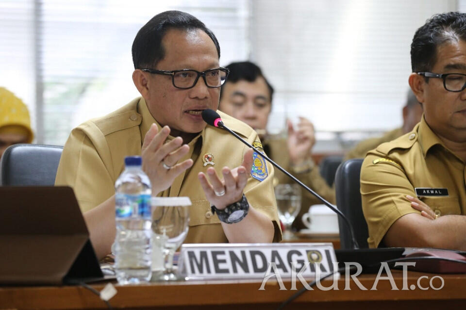 ICW Tantang Tito Karnavian Reformasi Kepartaian Sebelum Ubah Format Pilkada