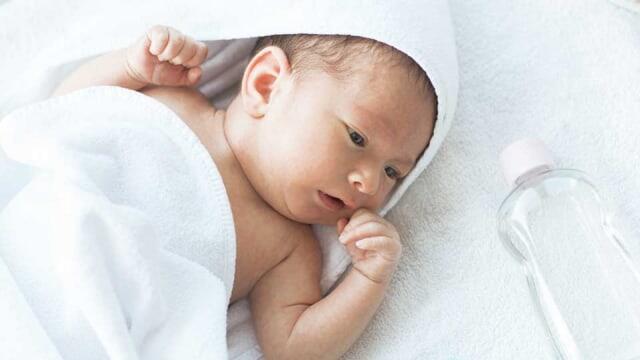 Mencuci Handuk Si Kecil Juga Perlu Trick, Moms!