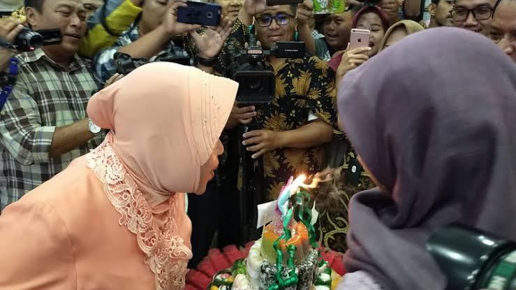 Selamat Ulang Tahun, Bu Risma!