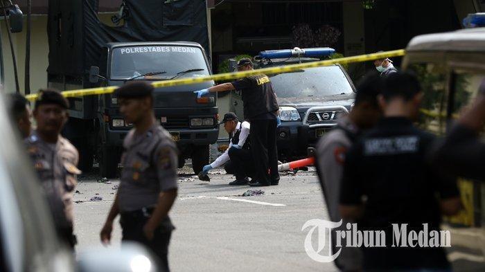 Pelaku Teroris Memakai Tafsiran Agama Islam untuk Membenarkan Tindakan Radikalis