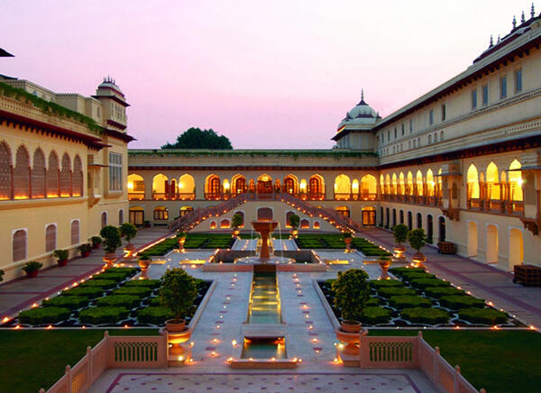 Istana Kerajaan Jaipur di India Disewakan di Airbnb (Tapi Bukan Buat Sobat Kismin)