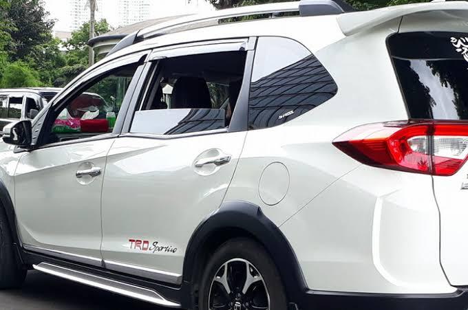 Kelakuan Mainstream &amp; Rada-Rada Pemilik Mobil Di Indonesia 