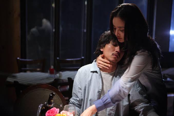 Naskah Film Pendek : "DILEMA : SETIA ATAU PERGI"