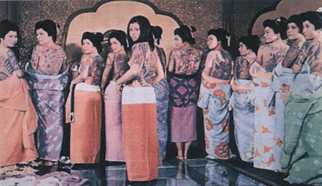 Tato Lebih Menyerupai Baju, Tak Terbayang Sakitnya