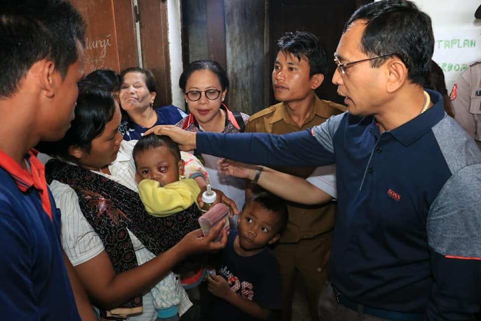 Merasa Prihatin, Bupati Simalungun Bantu Perobatan Daud Gultom Warga Tiga Bolon