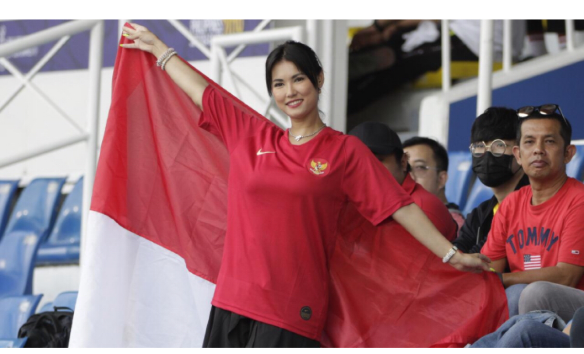 Maria Ozawa Tonton Pertandingan Indones Di Sea Games Filiphins