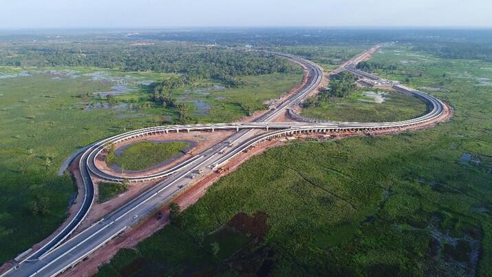 Jokowi Mau Bangun 2.500 Km Tol Baru, Dari Mana Duitnya?