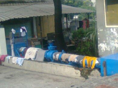 Foto-foto Lucu Orang Negara +62 Jemuran Pakaian, Bikin Gagal Fokus! CD nya Terbang?