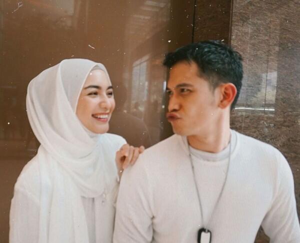 Resmi Menikah, 9 Potret Perjalanan Kisah Cinta Rezky dan Citra Kirana