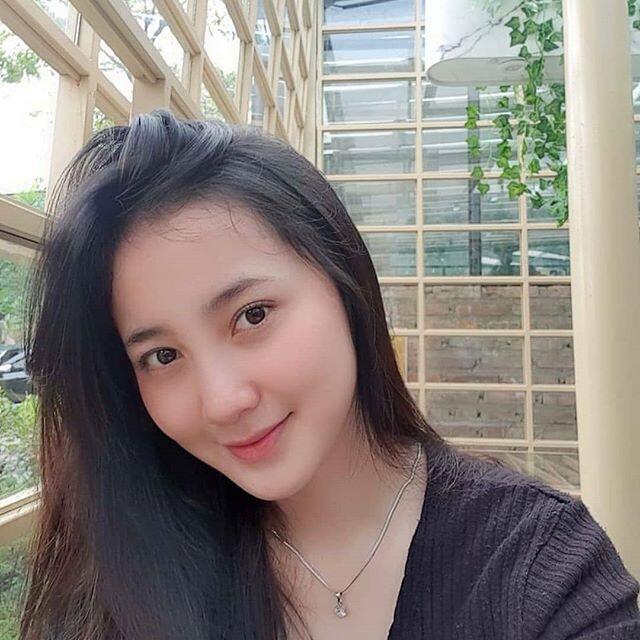 Kumpulan Foto Selfie Wanita Cantik Ini Bisa Sejukkan Mata Hati Dan Pikiran Yang Gerah