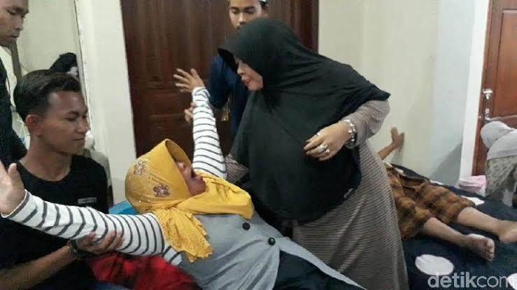 Heboh Pengobatan Alternatif, (Santet Nyata Ataukah Sekadar Mengada-ada?)