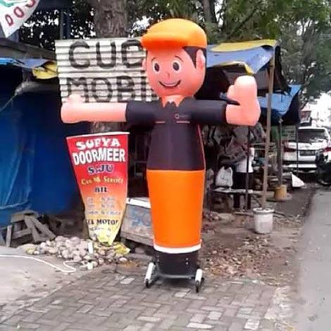 Air Dancer, Boneka 'Trend' Yg Menarik Dan Datangkan Pembeli (Lambaikan Tanganmu, Po!)