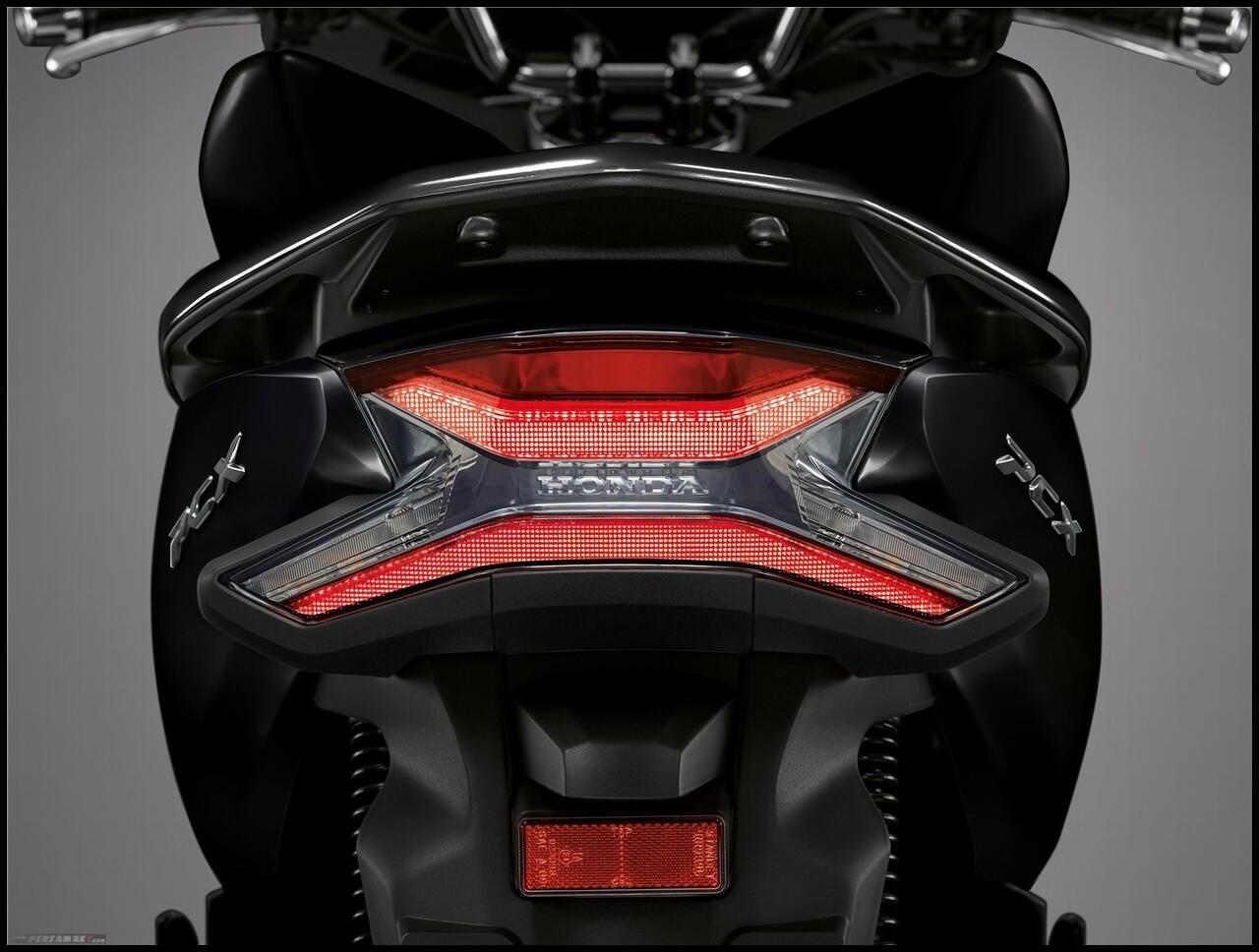 Yamaha Rilis New NMAX, Honda Lalu Perkenalkan PCX Versi V-Shape Harga 39 Jutaan
