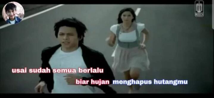 Plesetan Serta Meme Lirik Lagu yang Ngaco Parah, Nggak Bakalan Gagal Mengocok Perut!