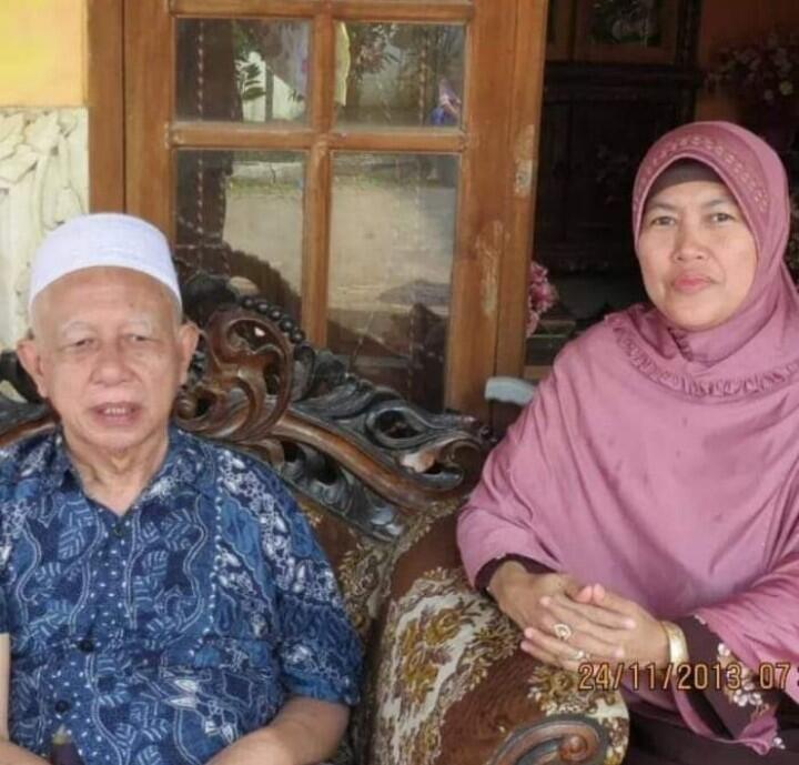 KH. Sholihin Saemari Sosok Teladan Santri Ponpes Siti Fatimah Kota Cirebon